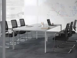 Cadeira De Reunioes Profissional Em Tecido E Metal Cromado Cor Preto - Marunouchi
