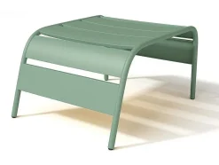 Cadeirão Baixo De Jardim Empilhavel + Apoio De Pés Em Metal Cor Verde Amendoa - Mirmande