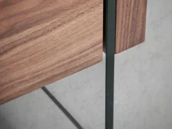 Chiffonier Em Madeira Folheada De Nogueira Com Gavetas 7041