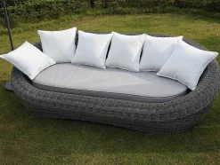 Conjunto De Jardim Em Resina Entrancada: Sofá, 2 Cadeiroes E Mesa De Centro - Whiteheaven