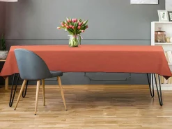 Conjunto Toalha + 4 Guardanapos De Mesa Em Linho E Algodao, Borda Preta, Terracota, 170 X 170 Cm - Borina